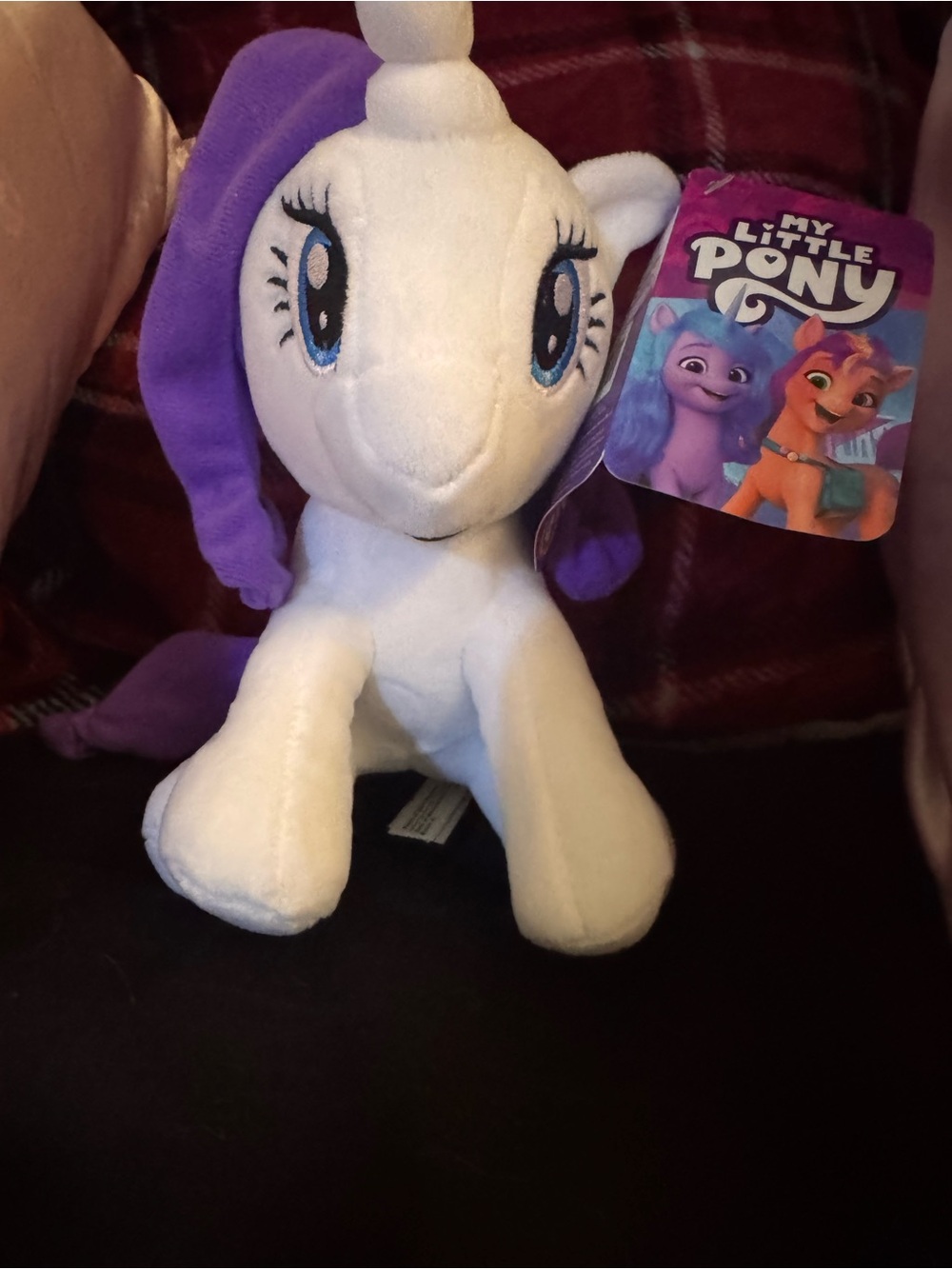 7-inch My Little Pony Rarity Plush — White & Purple Unicorn - Hasbro - Picture 9 of 11